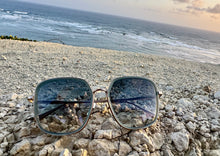 Load image into Gallery viewer, The Alicia - LINDA FARROW X EYE Q limited edition sunglasses
